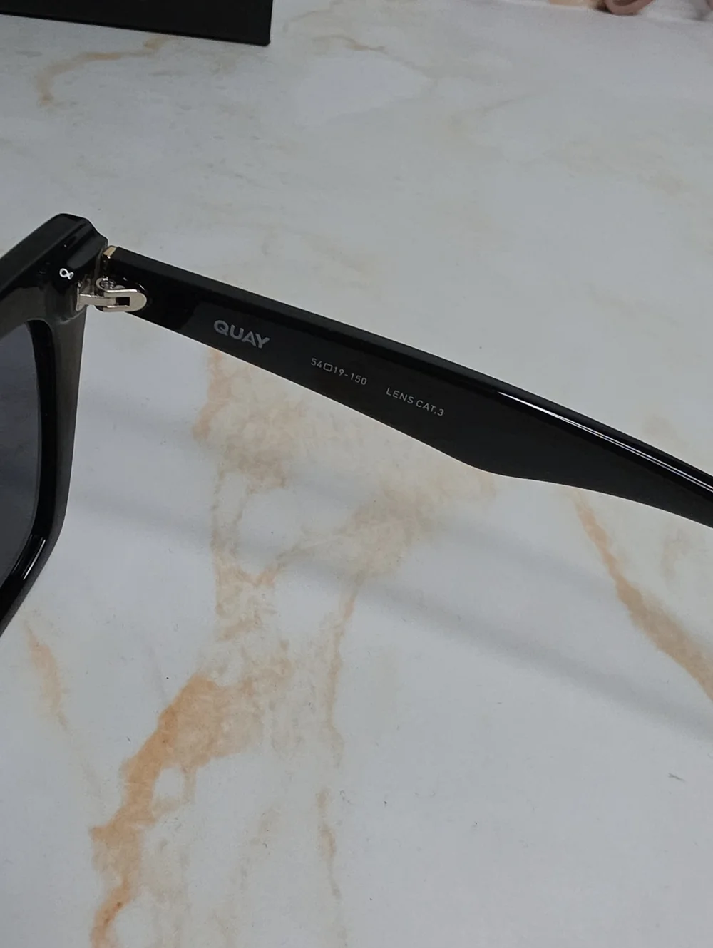 Quay Australia Call The Shots Black Cat-Eye Polarized Sunglasses New